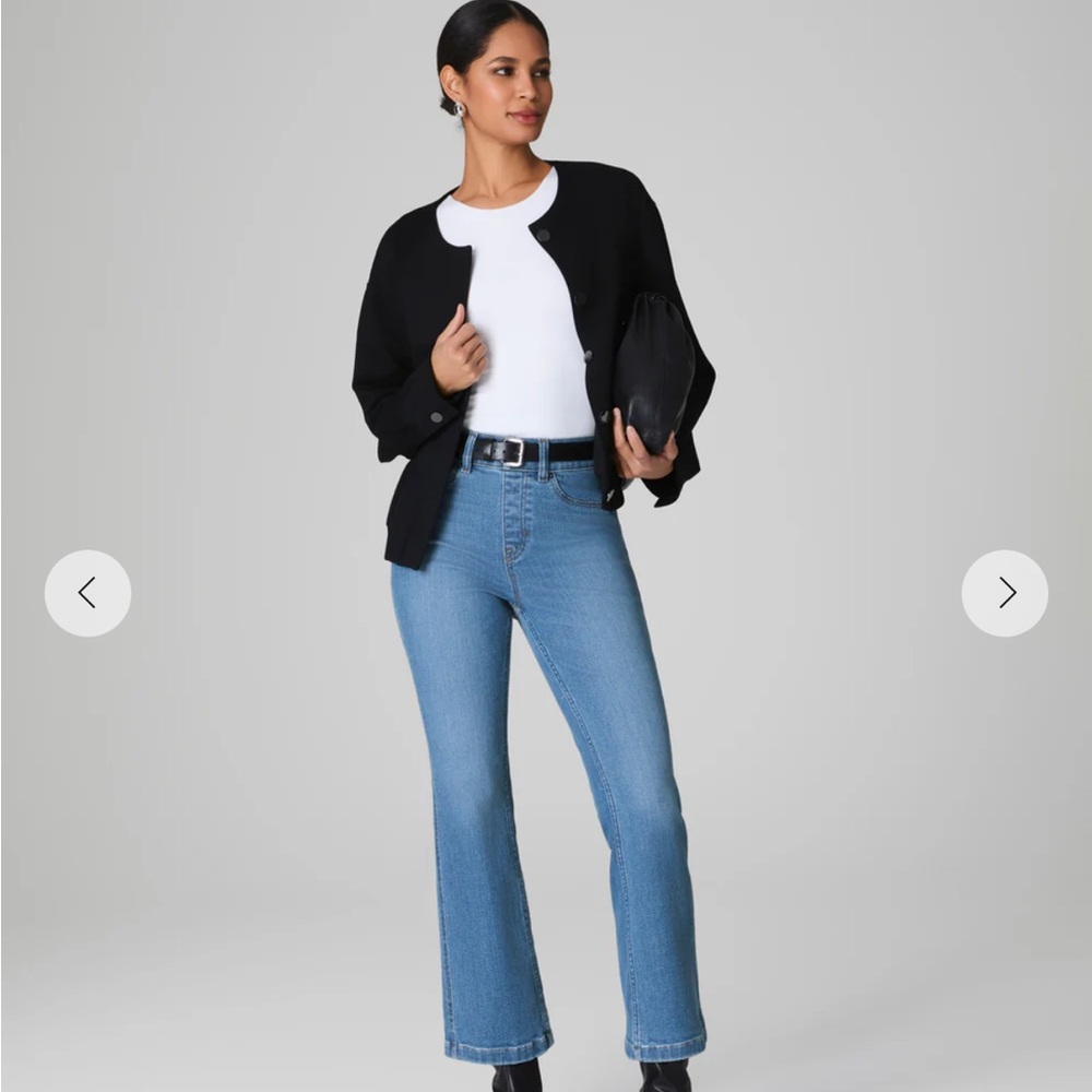 NWT SPANXshape™ Original EveryWear
Kick Flare Jeans